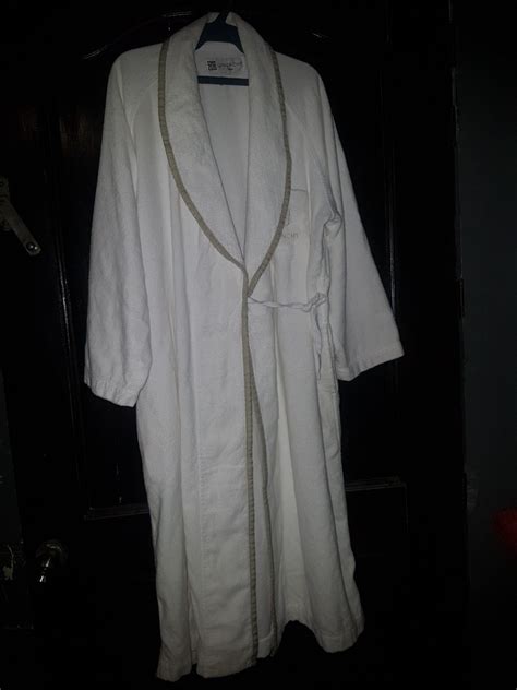 givenchy bathrobe